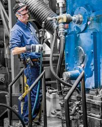 CoverStory_BeProactive_122017