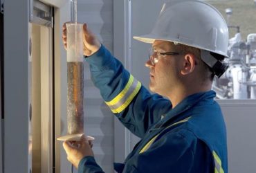 c80b54d9-9bbc-4035-ab3d-def7d66d3d4c_selecting-machines-image_extra_large