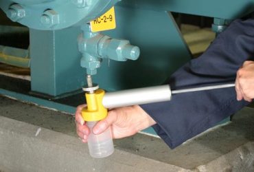 How to Determine the Right Oil Sampling Frequency