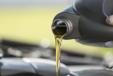 How the Oxidation Rate Affects Oil Change Frequency