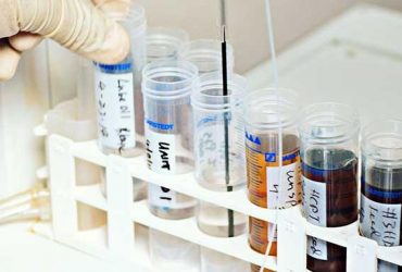 Combining Oil Analysis Tests to Identify the Root Cause of Machine Failures